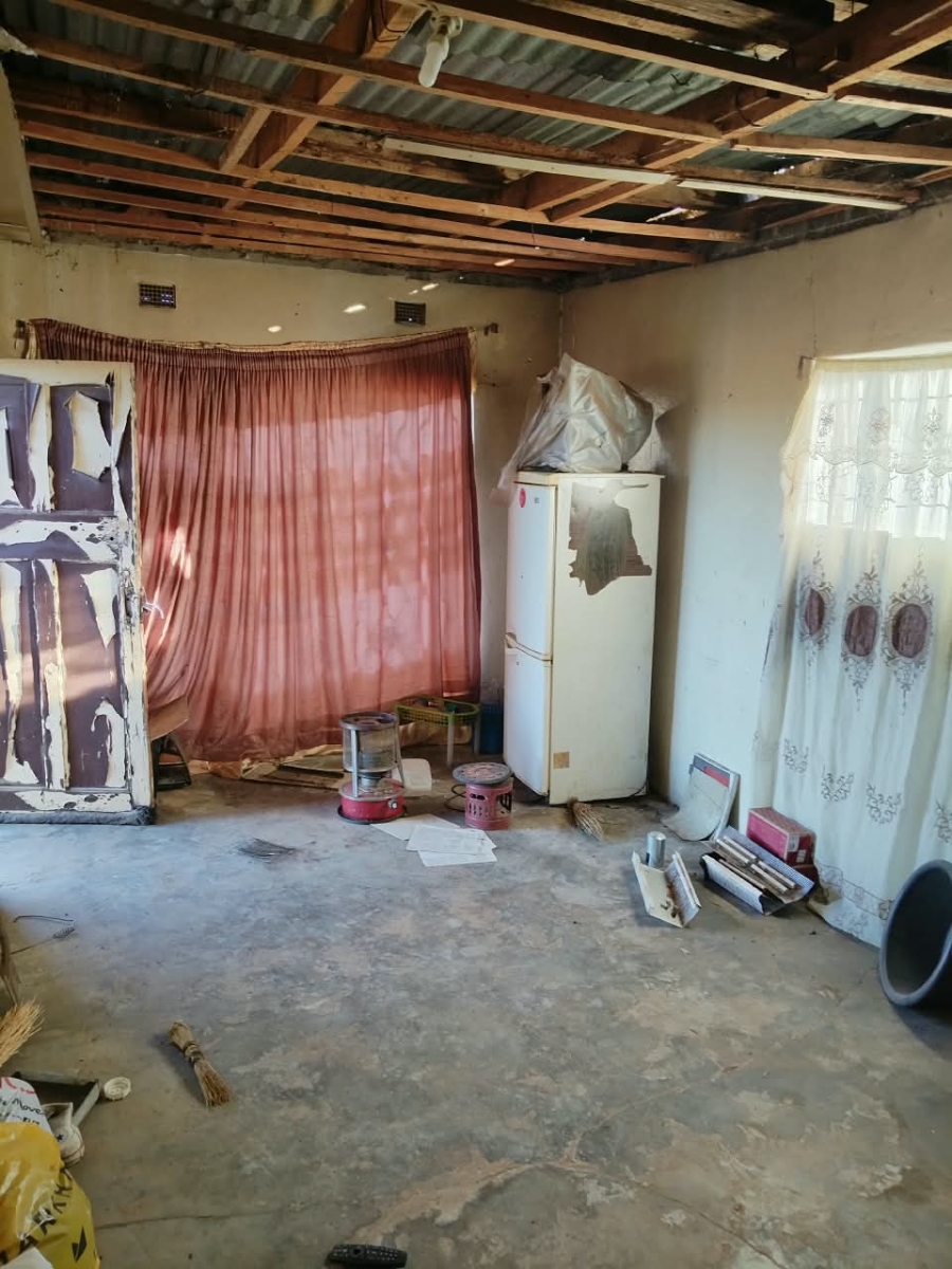 1 Bedroom Property for Sale in Phuthaditjhaba Rural Free State